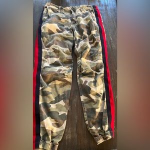 MOTHER “ the no zip misfit”   Camouflage sz25